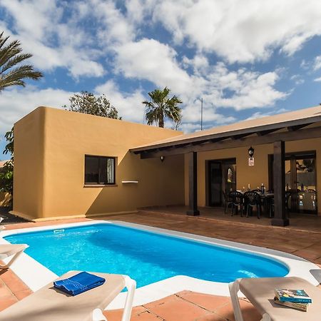 Вилла House Oasis Коральео Экстерьер фото